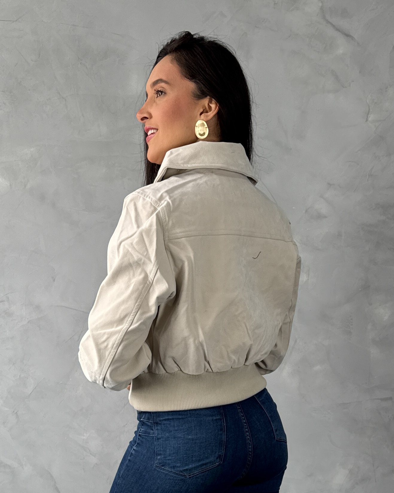 Jaqueta Bomber em Camurça com Gola Removível - Imagem 3