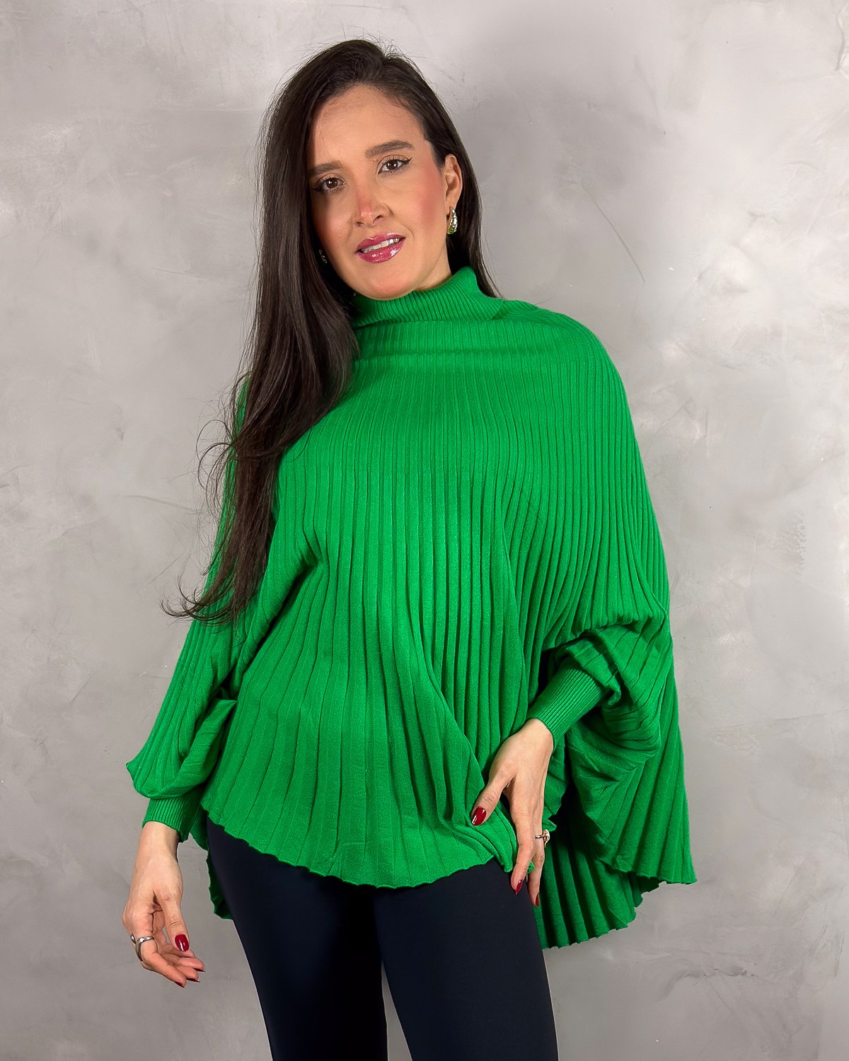 Blusa Manga Longa Ampla Gola Alta Tricot Mousse - Imagem 5