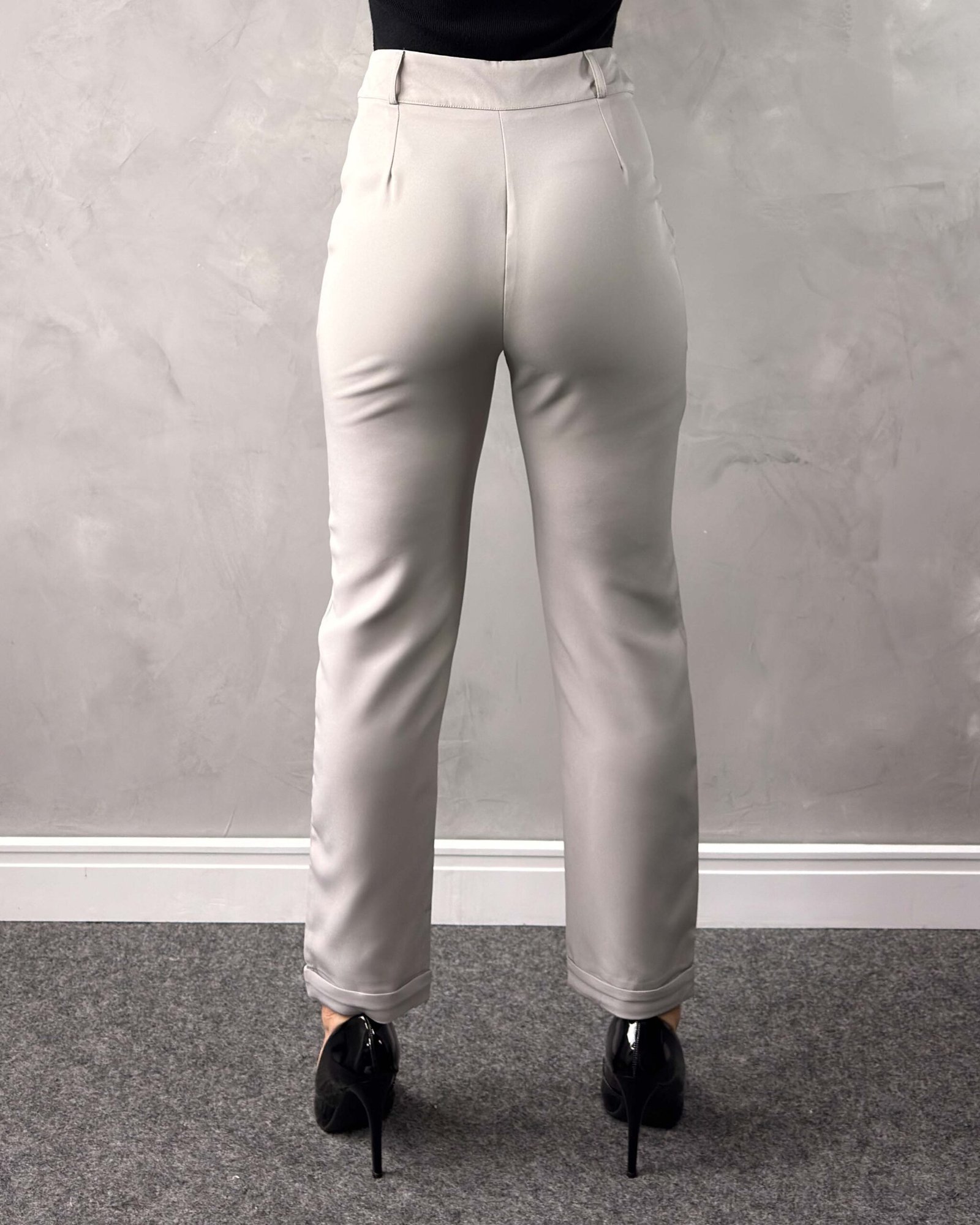 Calça Alfaiataria Barra Dobrada - Imagem 3