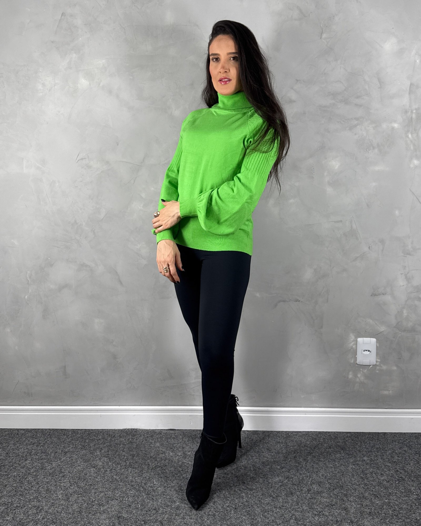 Cacharel Gola Rulê Manga Bufante Tricot Mousse - Imagem 9