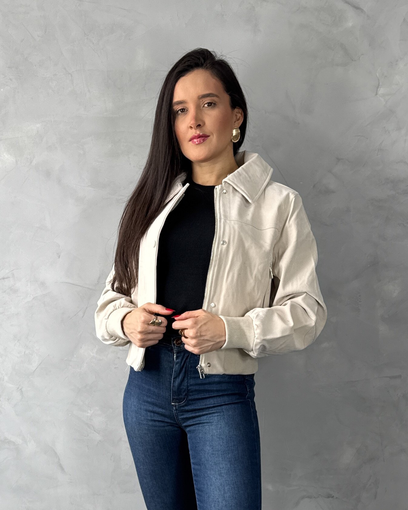 Jaqueta Bomber em Camurça com Gola Removível