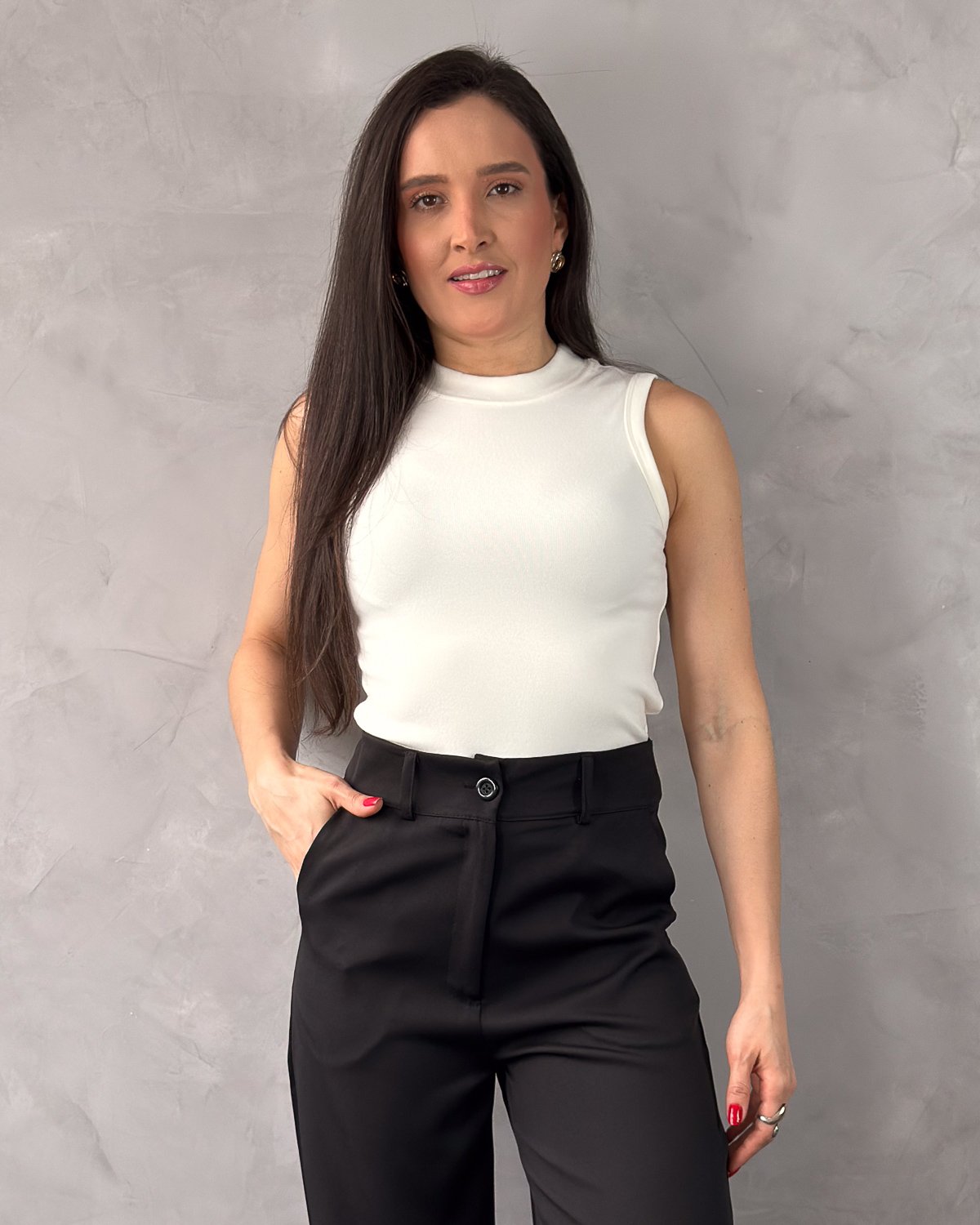 Regata Gola Redonda Suede - Imagem 5