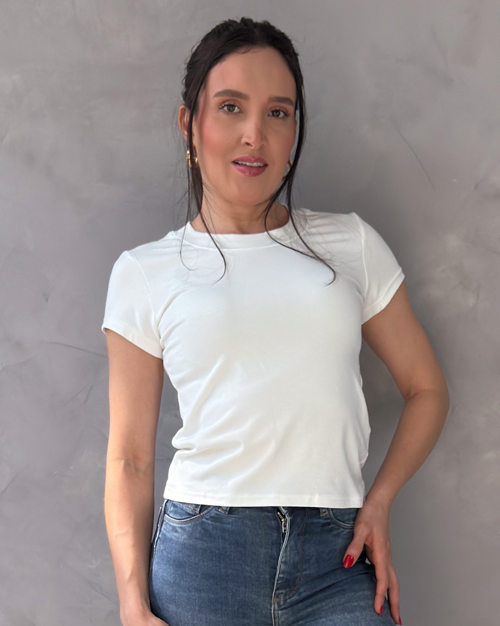 Blusa Manga Curta Gola Redonda em Viscose com Elastano - Imagem 4