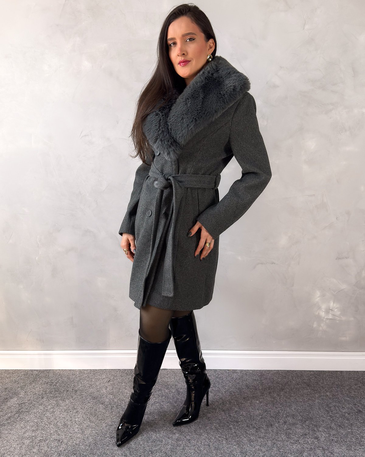 Sobretudo Lã Batida com Gola Peluciada Removível - Imagem 9