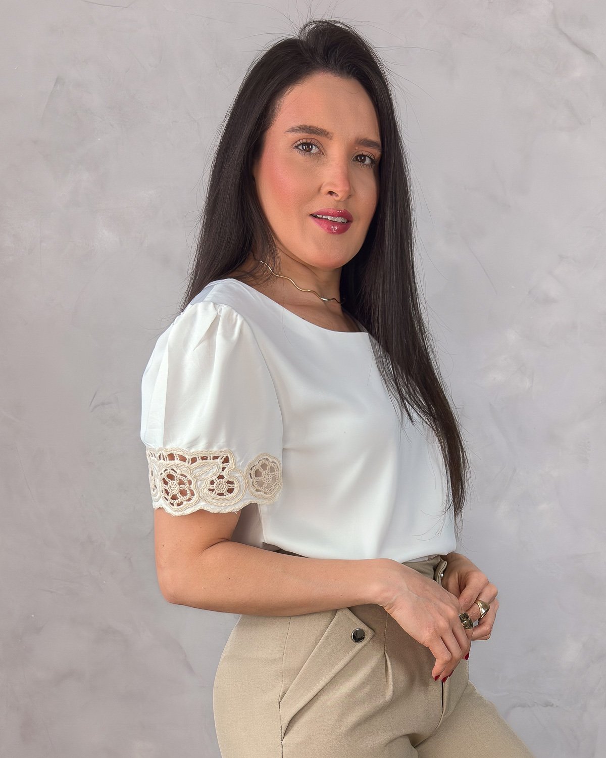 Blusa Manga Curta com Guipir Crepe - Imagem 7