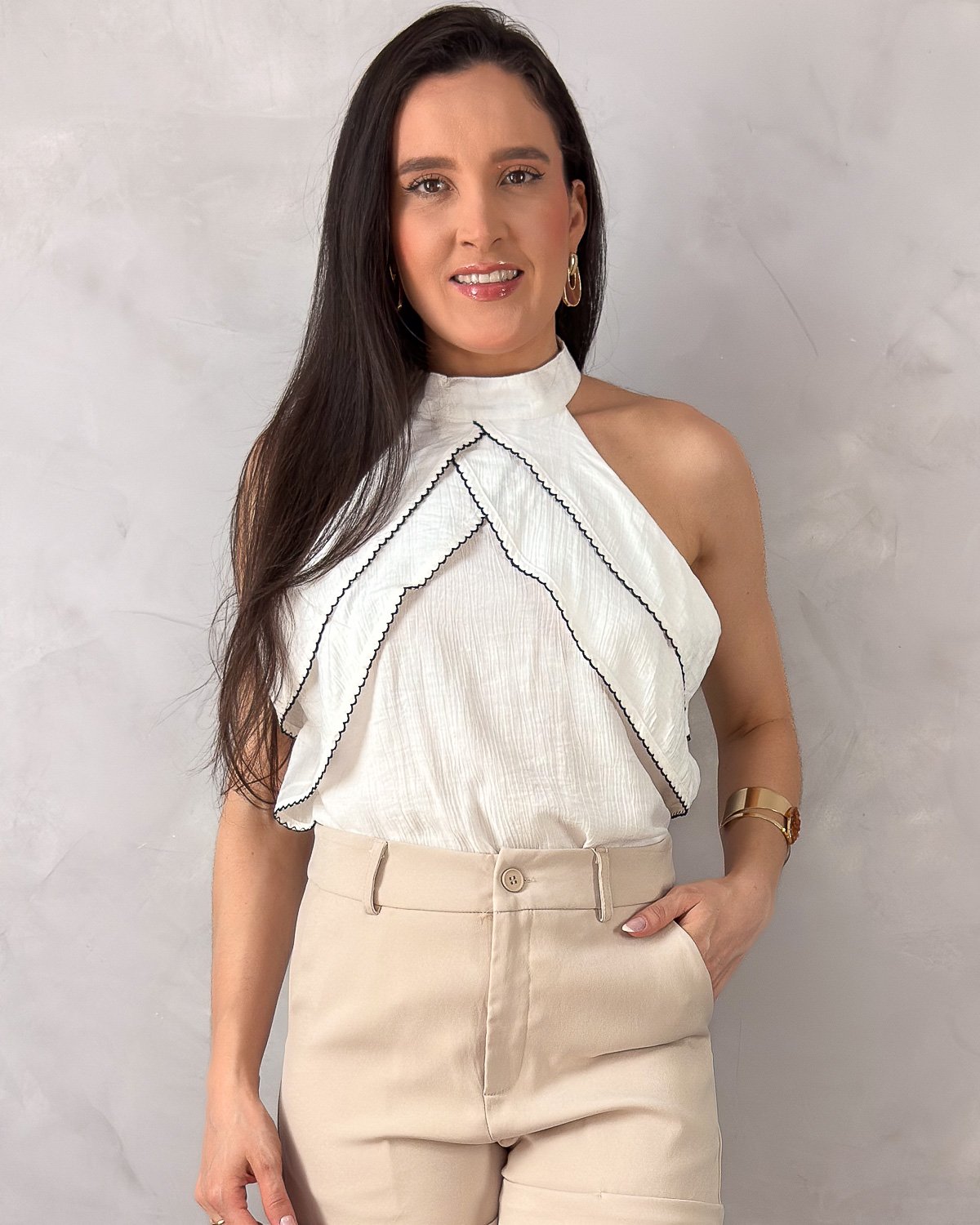 Blusa Feminina Sem Manga em Viscolinho com Babado - Imagem 7