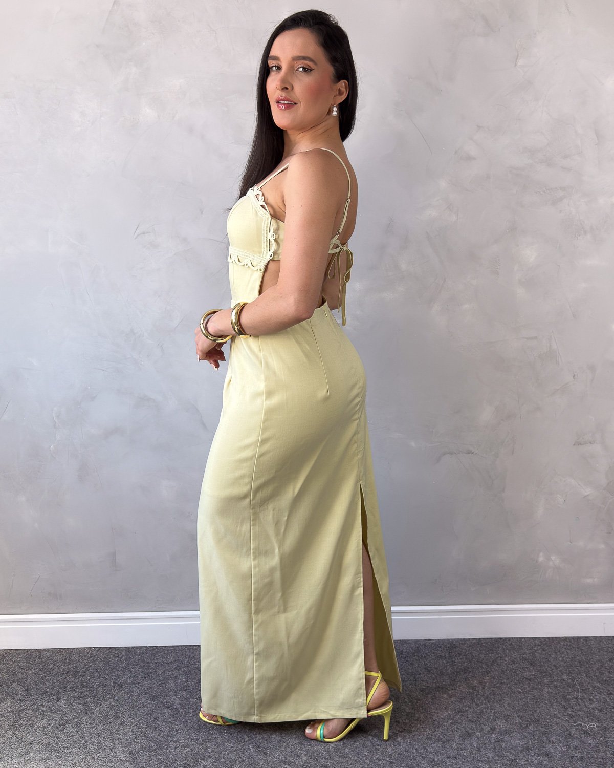 Vestido Longo com Alcinhas Ajustáveis e Fenda - Imagem 5