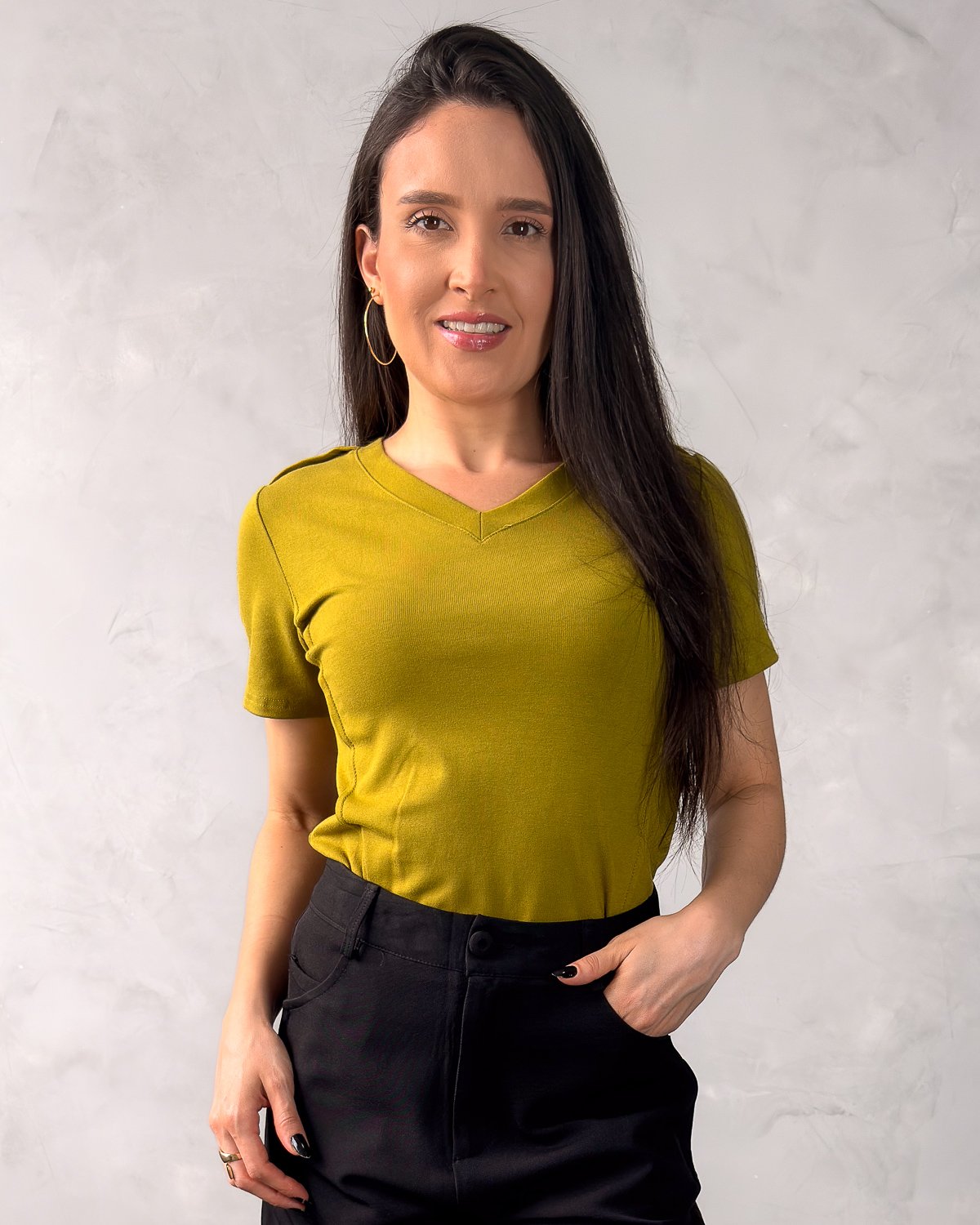 Blusa Comfort Fit Manga Curta Gola V - Imagem 8